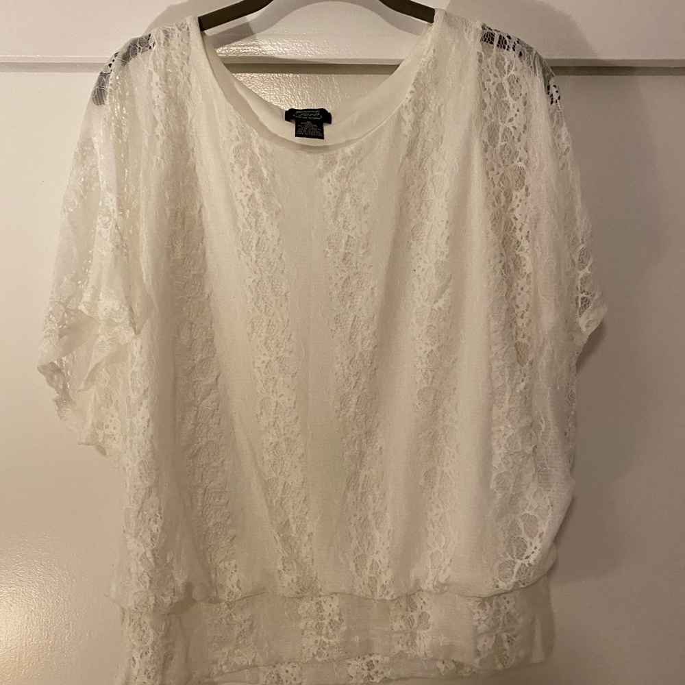 Lovely, flattering boho white lace top